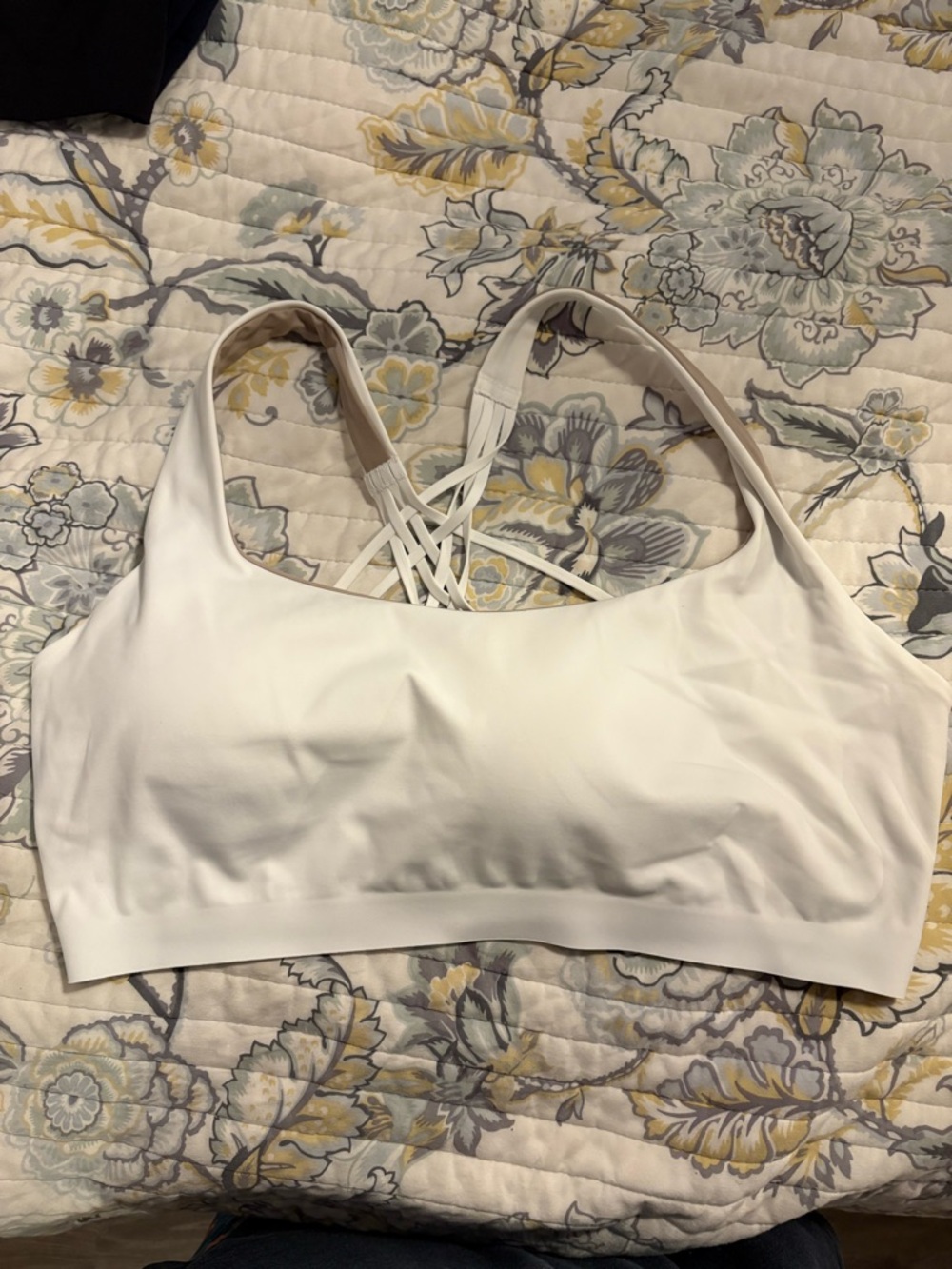 FlexyFlex Strappy Yoga Bra
Light Support, D-DDD Cups
Lululemon Size L/XL